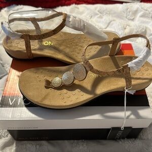 Vionic Lizbeth Sandals